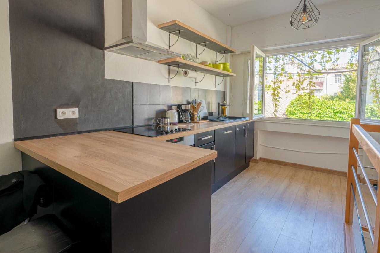 La Petite Escale Apartment อาวีญง ภายนอก รูปภาพ