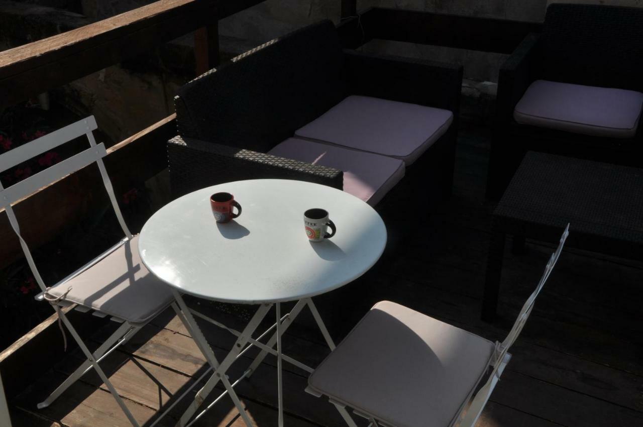 La Petite Escale Apartment อาวีญง ภายนอก รูปภาพ